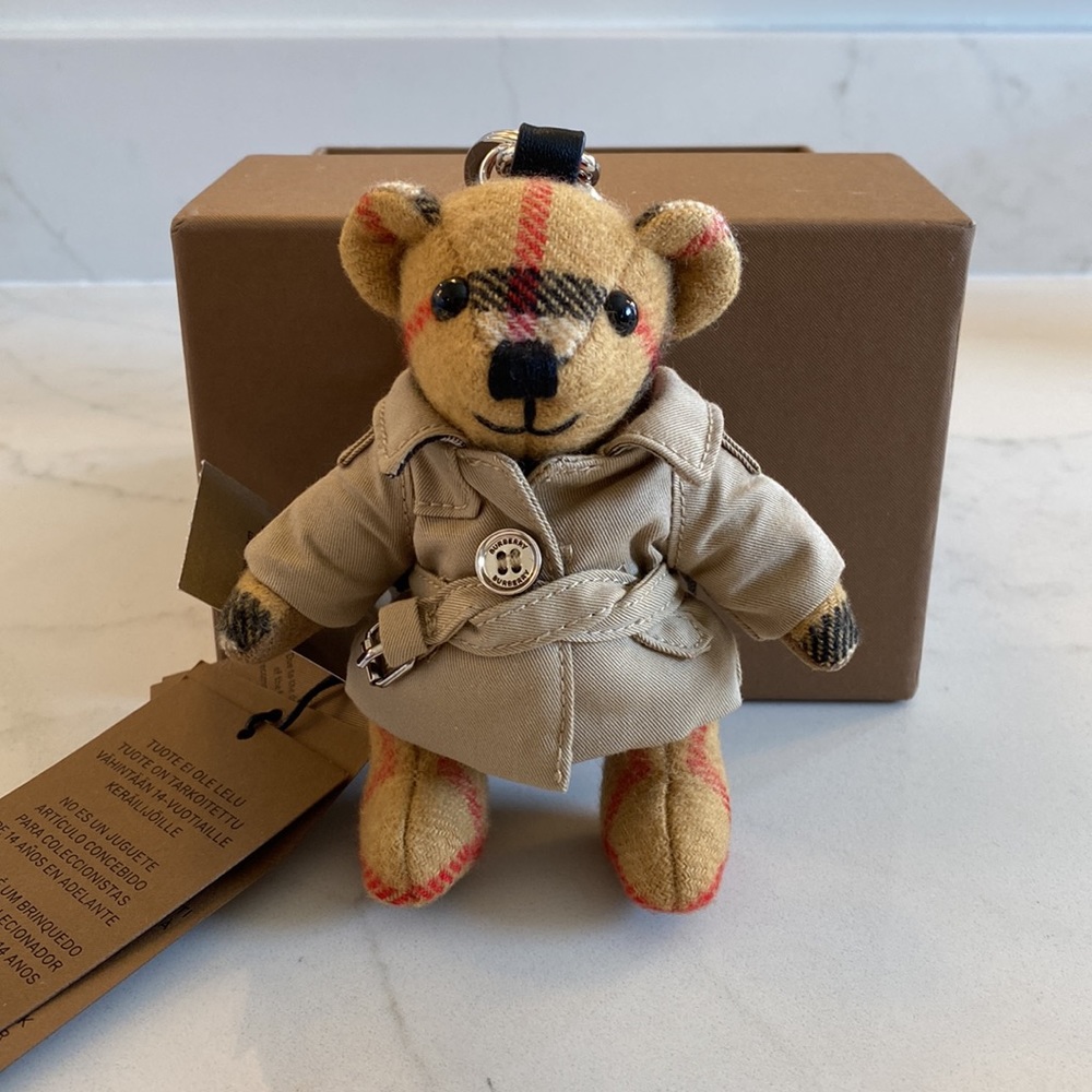 NWT Burberry Thomas Trench Vintage Check Bear Bag Charm Keychain Collectible